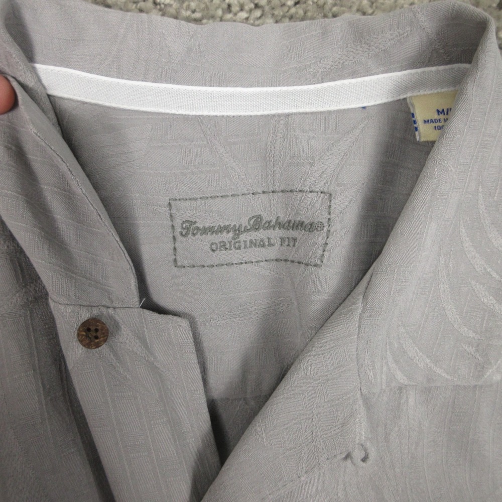 Tommy Bahama Shirt Mens Medium Gray Floral Camp Loop Collar Hawaiian Aloha Silk - Picture 4 of 8